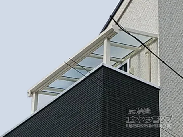 �_�ސ쌧���s��YKKAP�̃o���R�j�[�E�x�����_���� �\�����A F�^ 1500 �e���X�^�C�v �P�́@�ϐ�`50cm�Ή� �{�H��