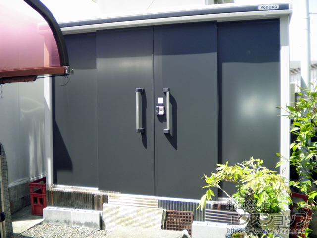 三重県志摩市のの物置・屋外倉庫 エルモ 一般型 2920×2220×2117（LMD-2922） LMD-2922-SM 施工例