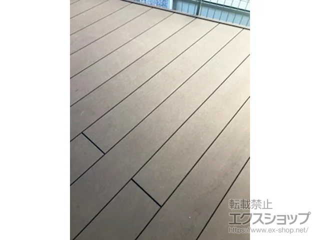 東京都調布市のYKKAPのウッドデッキ リウッドデッキ 200 施工例