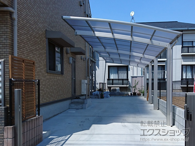 東京都昭島市ののカーポート レイナポートグラン 縦連棟　積雪〜20cm対応 施工例