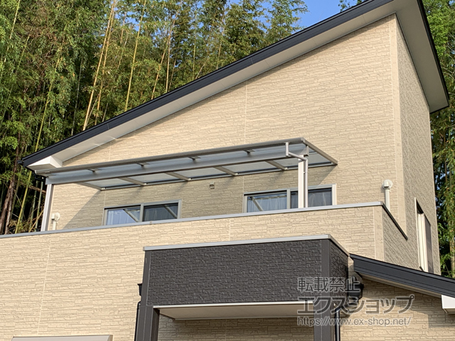 兵庫県神戸市ののバルコニー・ベランダ屋根 ソラリア F型 屋根タイプ 単体 積雪〜20cm対応 施工例