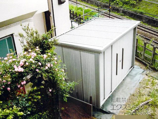 東京都豊川市のヨドコウの物置・収納・屋外倉庫 Mr.ストックマンダンディ 一般型 3232×1922×2110(ND-3219-Y) ND-3219-Y-W 施工例