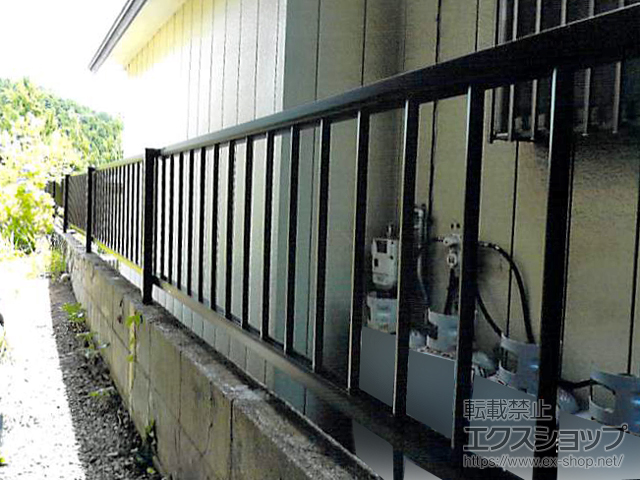 福島県いわき市ののフェンス・柵 ミエッタフェンス 防犯たて格子タイプ　自由柱施工 施工例