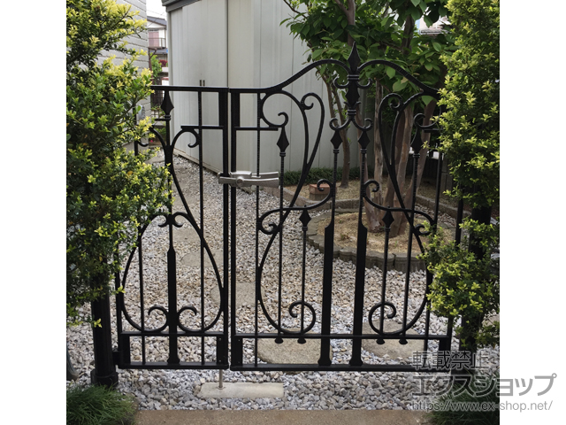 茨城県日立市のの門扉 アプローチ ルナ CL型 親子開き　吊元門柱使用 施工例