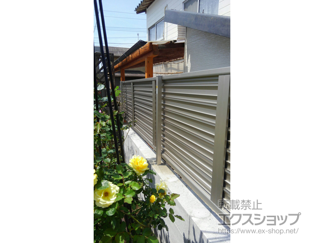 鹿児島県姶良市ののフェンス・柵 ミエーネフェンス 目隠しルーバータイプ 自由柱施工 施工例