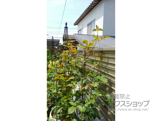 鹿児島県姶良市ののフェンス・柵 ミエーネフェンス 目隠しルーバータイプ 自由柱施工 施工例