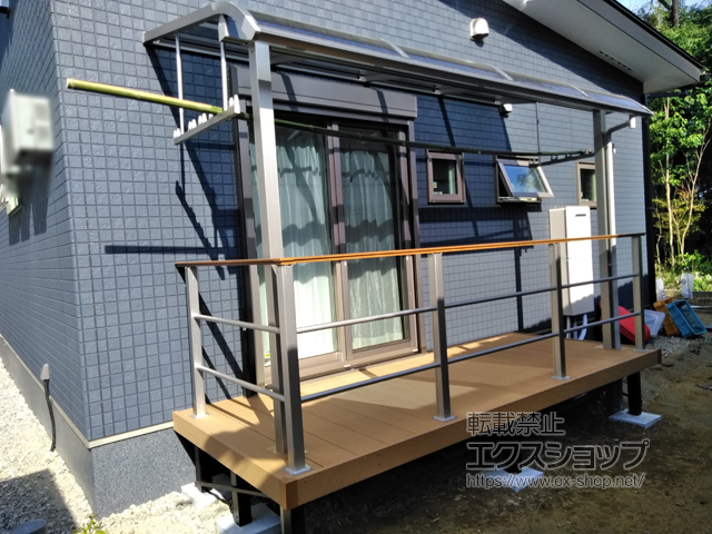 埼玉県川越市ののウッドデッキ リウッドデッキ 200＋ルシアスデッキフェンスB03型＜横格子2本タイプ＞ 施工例