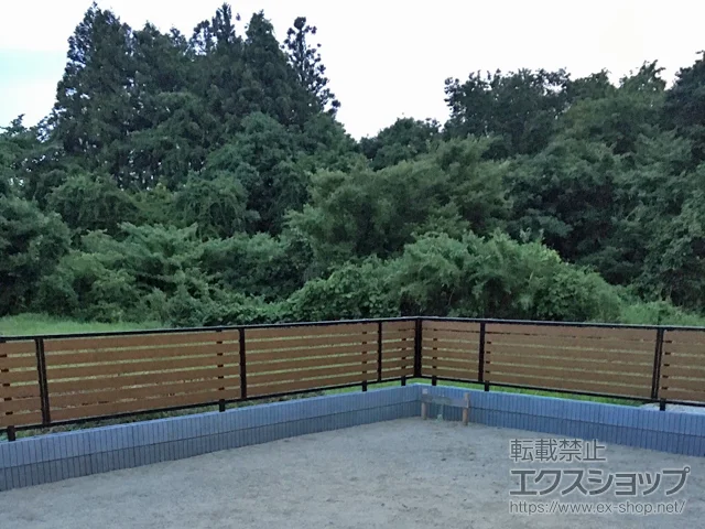 栃木県大田原市のValue Selectのフェンス・柵・塀 モクアルフェンス 横板タイプ 自由柱施工 施工例