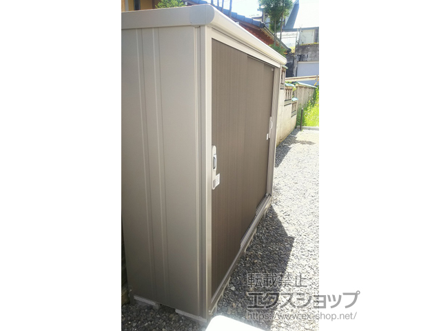 神奈川県足柄下郡湯河原町のの物置・屋外倉庫 エスモ 一般型 1797×520×1501 ESE-1805E-DW 施工例