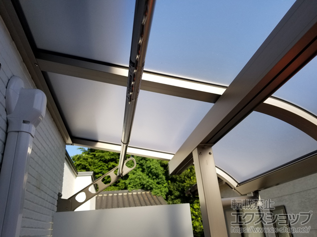 埼玉県草加市ののバルコニー・ベランダ屋根 スピーネ R型 屋根タイプ 単体 積雪〜20cm対応 施工例