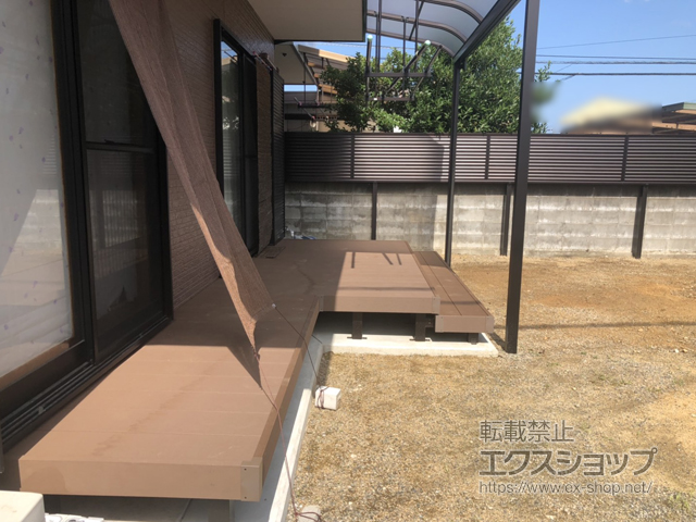 徳島県板野郡藍住町ののフェンス・柵 ミエーネフェンス 目隠しルーバータイプ 2段支柱 自立建て用 施工例