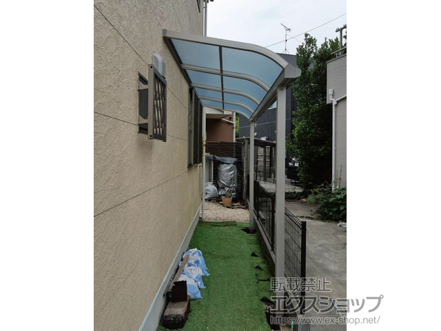 東京都町田市ののテラス屋根 ソラリア R型 テラスタイプ 単体 積雪〜20cm対応 施工例