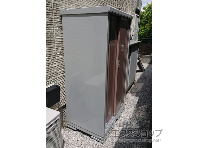 神奈川県川崎市のの物置・屋外倉庫 シンプリー 一般型 900×615×1603（MJX-096D-P） MJX-096D-P-AR 施工例