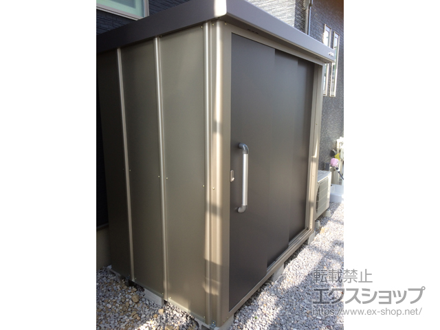 滋賀県守山市のの物置・屋外倉庫 エスケーエイト SK8-70 一般型 1800×1200×1940 SK8-70-GK 施工例