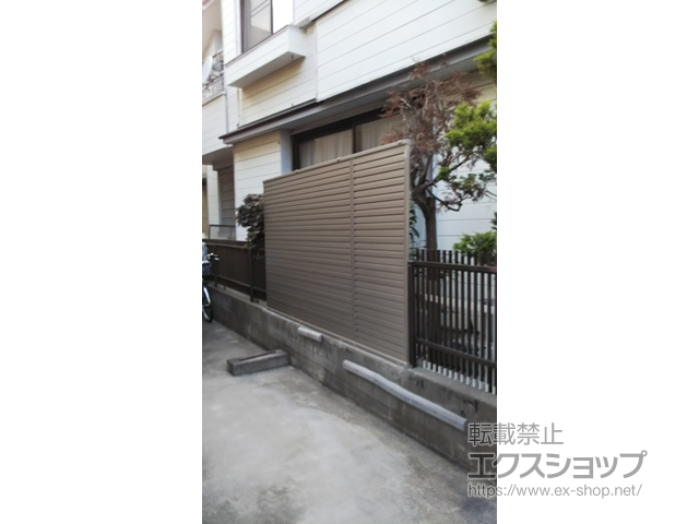 東京都狛江市ののフェンス・柵 シンプレオフェンス5型 横目隠し 自由柱施工 施工例