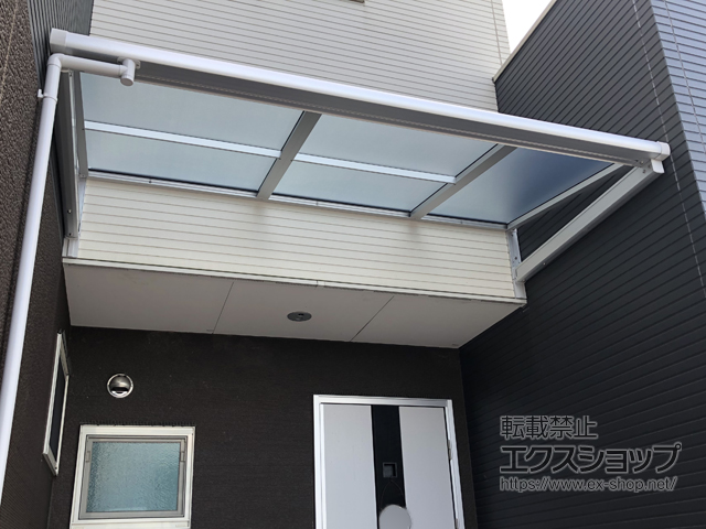 栃木県宇都宮市ののバルコニー・ベランダ屋根 スピーネ F型 ルーフタイプ 単体 積雪〜20cm対応 施工例