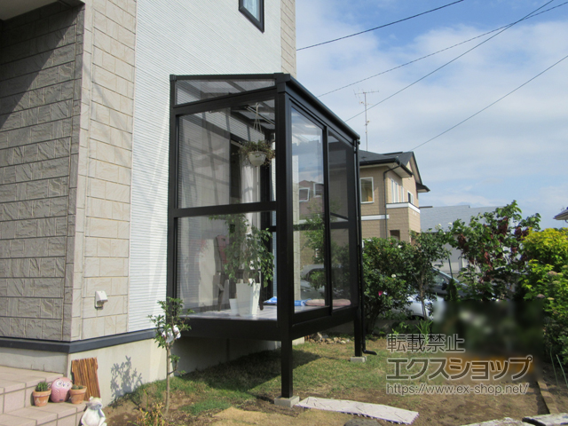 青森県八戸市ののテラス囲い・サンルーム サニージュF型 床納まり（ランマなし）積雪50cm対応 施工例