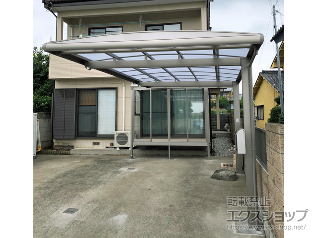 群馬県高崎市ののカーポート フーゴAプラス (アーチスタイル) 耐雪風圧強化パッケージ 積雪〜30cm対応 施工例