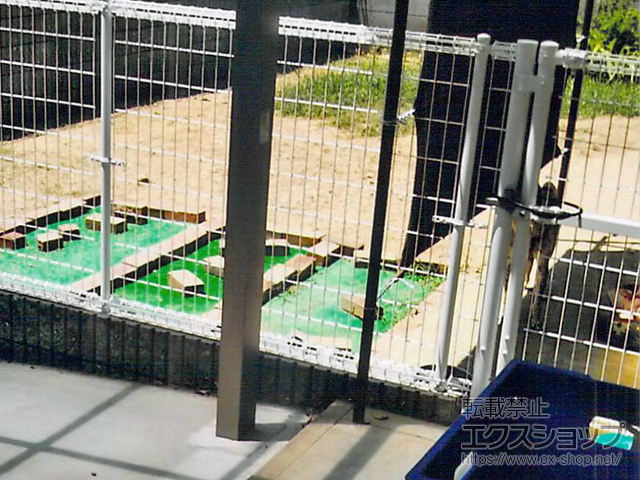 香川県綾歌郡綾川町のの門扉 イーネット門扉2型 片開き　門柱使用 施工例