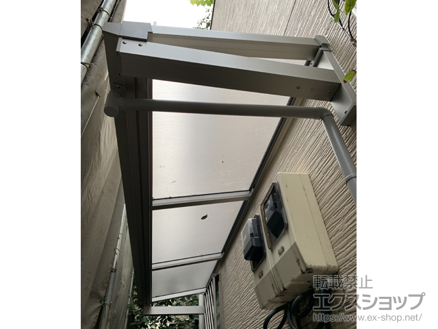 神奈川県川崎市ののテラス屋根 ソラリア F型 ルーフタイプ 単体積雪〜20cm対応 施工例