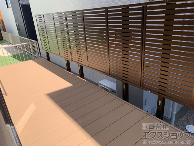 愛知県高浜市ののフェンス・柵 シンプレオフェンス3型 横太格子 2段支柱 自立建て用（パネル1段） 施工例