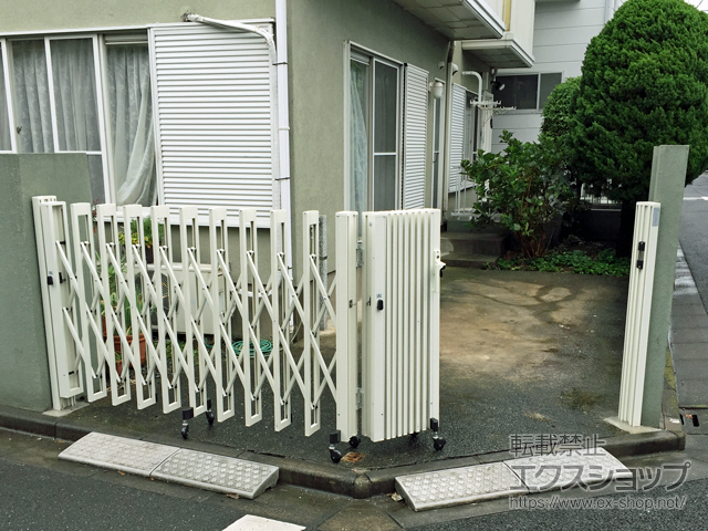 東京都杉並区ののカーゲート アルシャインII M型 Aタイプ ノンレール 片開き親子 角地タイプ 本体190+連結本体230 施工例