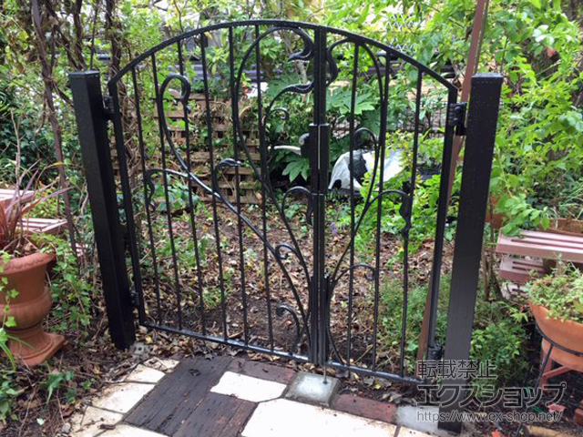 神奈川県鎌倉市のの門扉 アプローチ ミオ ナチュラルタイプ 親子開き 柱使用 施工例