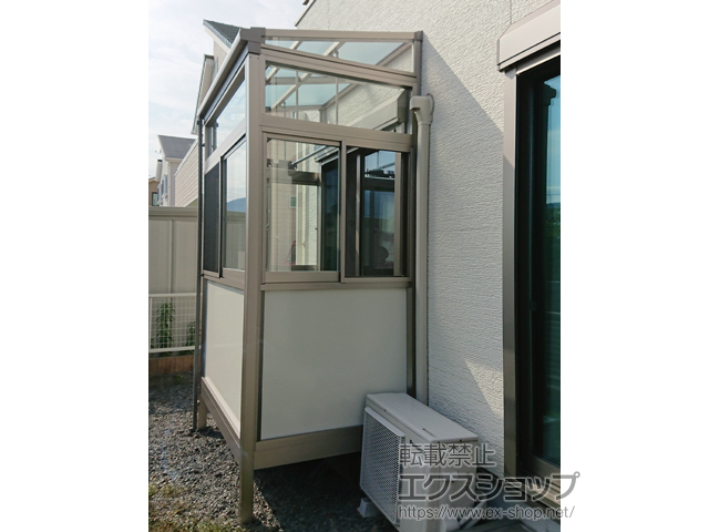 静岡県富士市ののテラス囲い・サンルーム サニージュ F型 床納まり ランマ付 積雪〜20cm対応 施工例