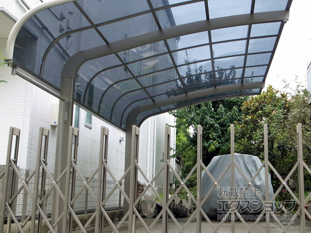 埼玉県さいたま市のLIXIL リクシル（トステム）のカーポート テールポートシグマIII 積雪〜20cm対応 施工例