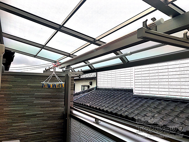 埼玉県川口市ののバルコニー・ベランダ屋根 スピーネ Ｒ型 屋根タイプ 単体 積雪〜20cm対応 施工例