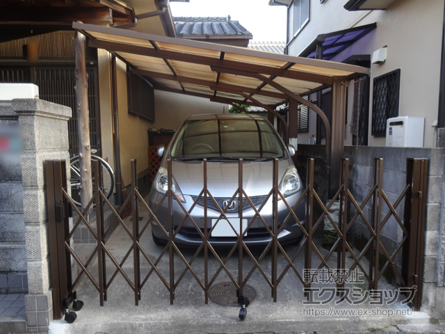 兵庫県川西市ののカーゲート トリップゲート RA型 ノンレール 片開き　30S 施工例