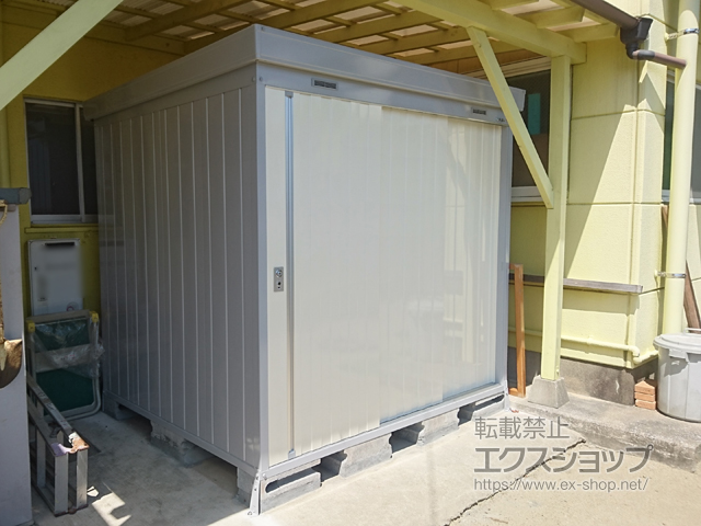 宮崎県宮崎市のの物置・屋外倉庫 ネクスタ 一般型 2210×1790×2020 NXN-40S-FW 施工例