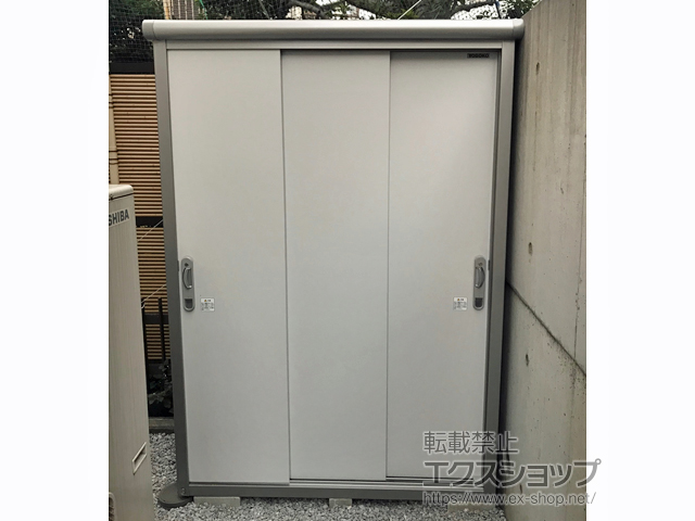 神奈川県横浜市のの物置・屋外倉庫 エスモ 一般型 1350×650×1959（ESE-1306A） ESE-1306A-PW 施工例