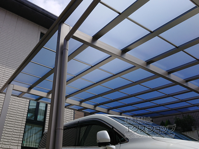 福岡県福岡市ののカーポート ネスカF (フラットスタイル) ワイド 積雪〜20cm対応 施工例
