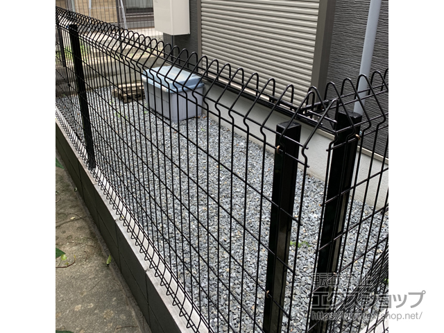 大阪府大阪市ののフェンス・柵 メッシュフェンス G10-R 自由柱 施工例