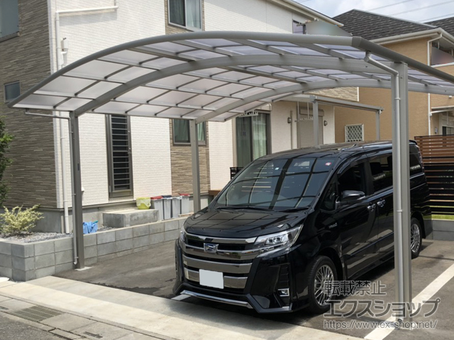 埼玉県吉川市ののカーポート レイナツインポートグラン 積雪〜20cm対応 施工例