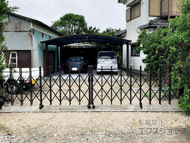 ののカーゲート トリップゲート RA型 ノンレール 両開き 54W（27S+27M） 施工例