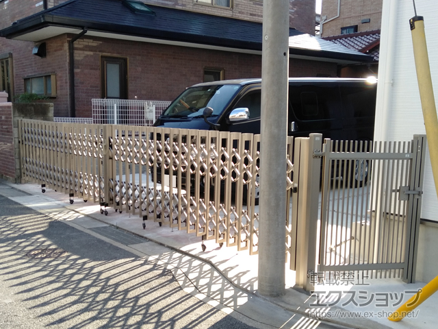 神奈川県横須賀市ののカーゲート アルシャインII MW型 Aタイプ ノンレール両開き 780W 施工例