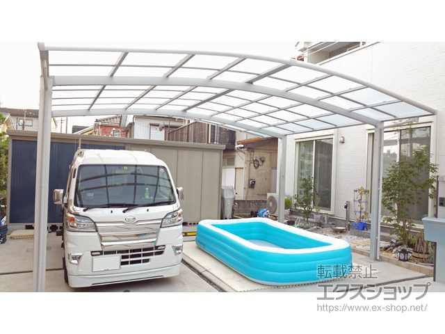 埼玉県草加市ののカーポート ネスカR (ラウンドスタイル) ワイド 積雪〜20cm対応 施工例