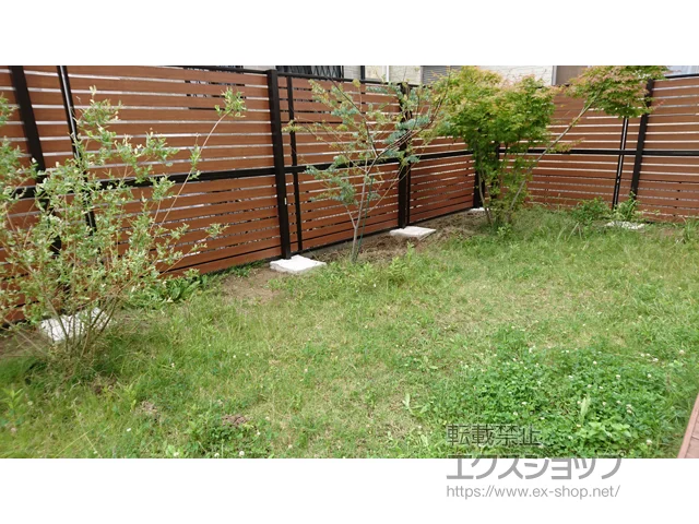 千葉県茂原市のValue Selectのフェンス・柵・塀 モクアルフェンス 横板タイプ 2段支柱 自立建て用(パネル2段) 施工例