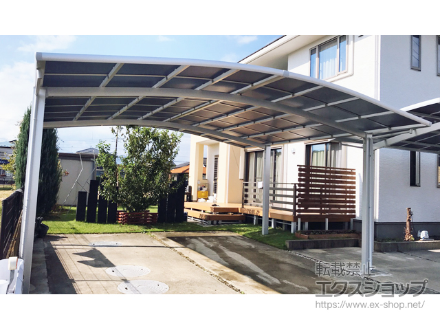 栃木県那須塩原市ののカーポート ネスカR (ラウンドスタイル) ワイド 積雪〜20cm対応 施工例