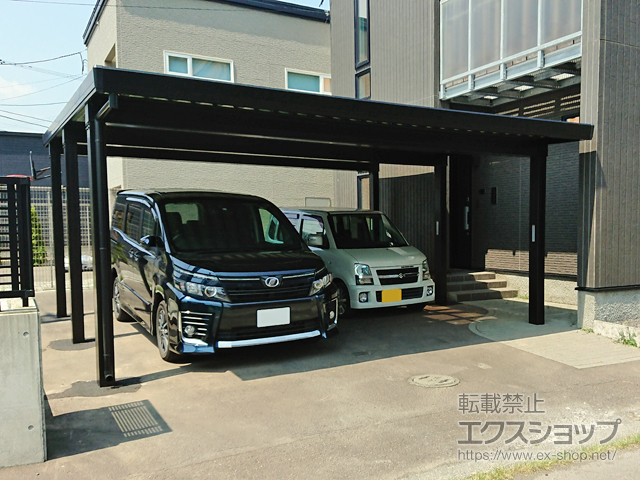 北海道札幌市のLIXIL リクシル（トステム）のカーポート テリオスポートIII 4500 2台用 角柱6本柱 積雪〜150cm対応 施工例