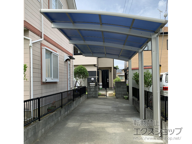 茨城県龍ケ崎市ののカーポート レイナポートグラン 延長　積雪〜20cm対応 施工例