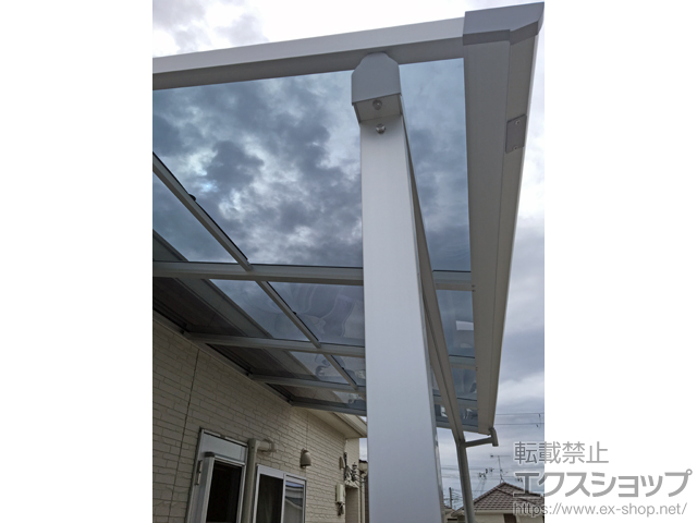 兵庫県明石市ののバルコニー・ベランダ屋根 ソラリア F型 屋根タイプ 単体 積雪〜20cm対応 施工例