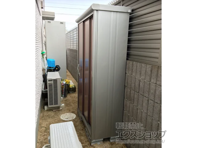 岡山県岡山市のヨドコウの物置・収納・屋外倉庫 エスモ 一般型 1200×520×1959 ESE-1205A-MR 施工例