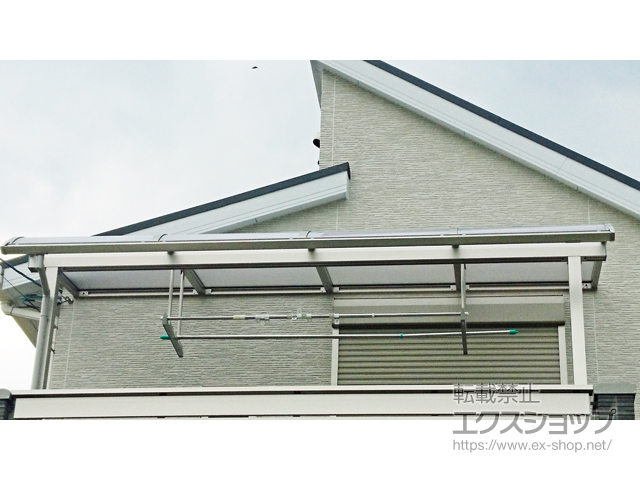 大阪府高槻市ののバルコニー・ベランダ屋根 ソラリア R型 屋根タイプ 単体 積雪〜20cm対応 施工例