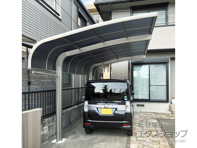 愛知県安城市のLIXIL リクシル（トステム）のカーポート テールポートシグマIII 積雪〜20cm対応 施工例