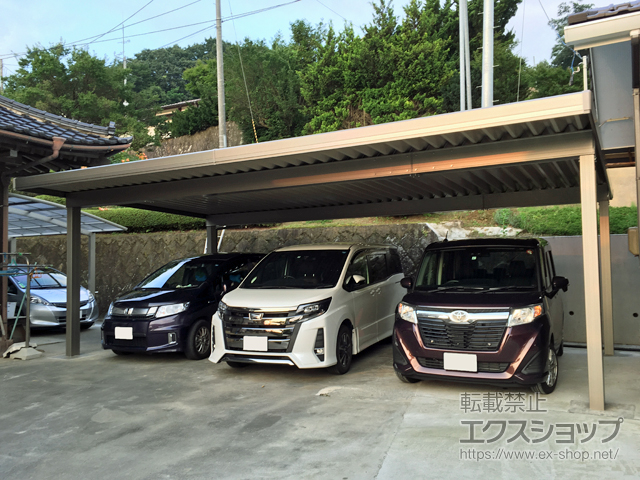 福島県石川郡玉川村のLIXIL リクシル（トステム）のカーポート テリオスポートIII 1500 3台用 角柱4本柱 積雪〜50cm対応 施工例
