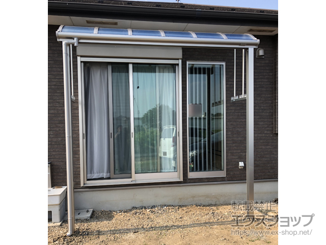 栃木県栃木市ののテラス屋根 ソラリア R型 1500 テラスタイプ 単体 積雪〜50cm対応 施工例