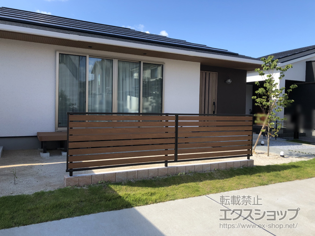 福岡県宮若市ののフェンス・柵 モクアルフェンス 横板タイプ 自由柱施工 施工例